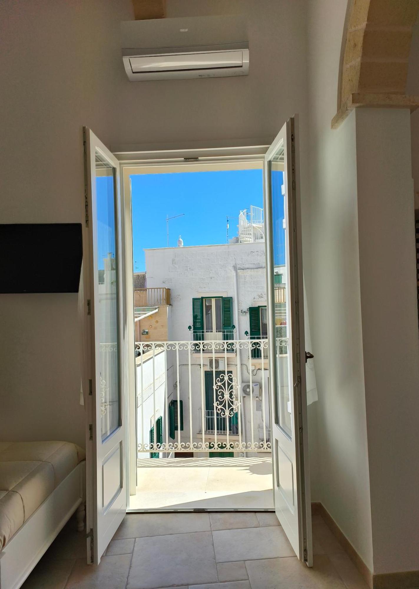 Bed and Breakfast Dimora Palmieri Di Charme Монополи Экстерьер фото
