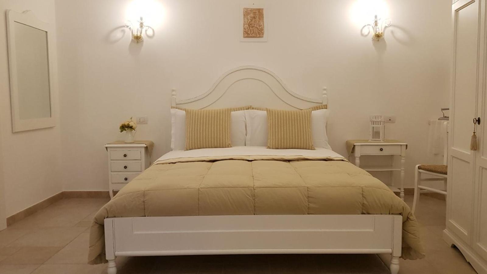 Bed and Breakfast Dimora Palmieri Di Charme Монополи Экстерьер фото
